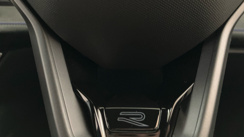 Volkswagen Passat 1.5 eTSI R-Line 5dr DSG Petrol Estate